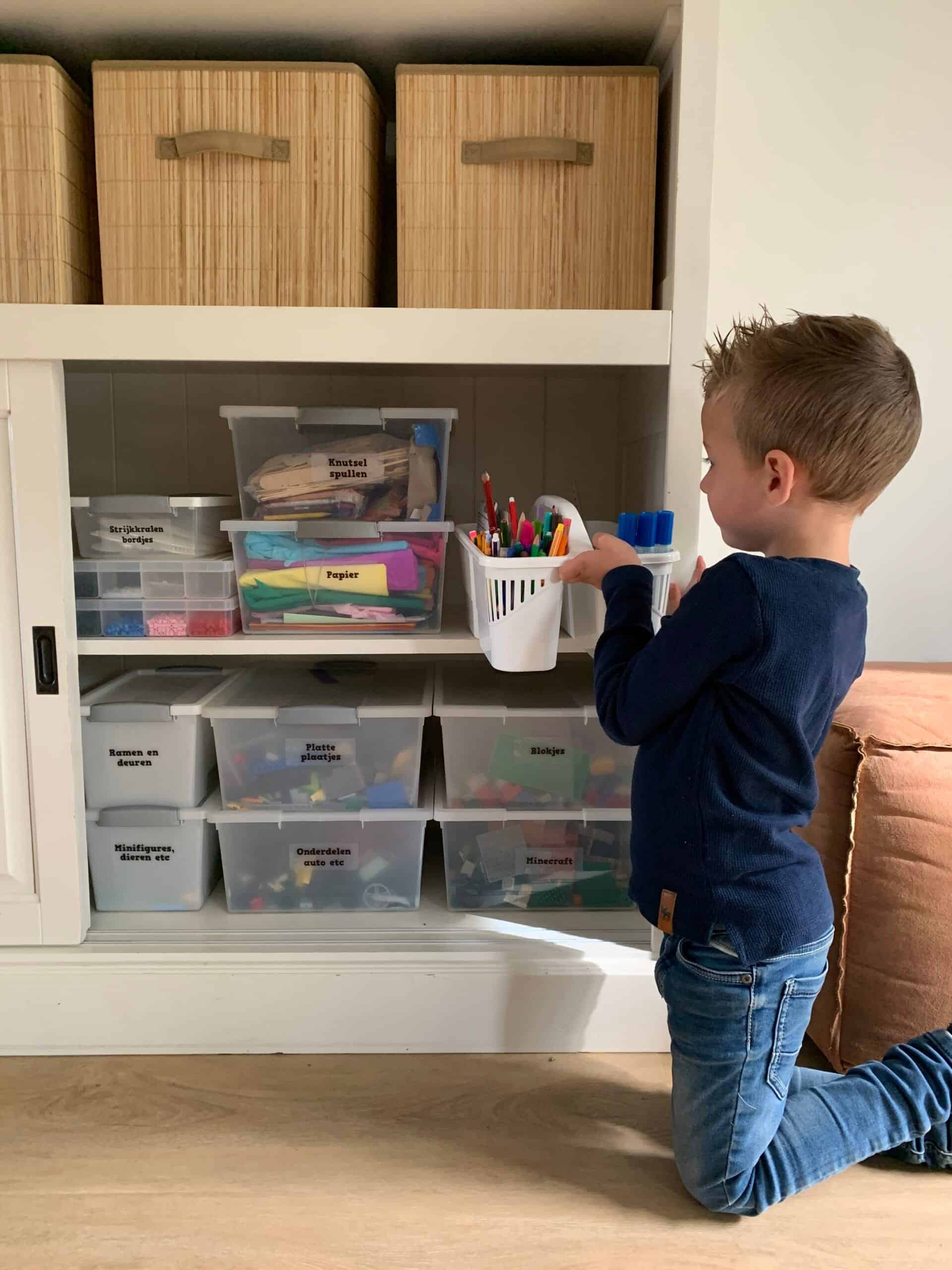 Speelgoed opruimen zonder stress: de ultieme gids voor ouders – Studio Jong, image size:1920x2560