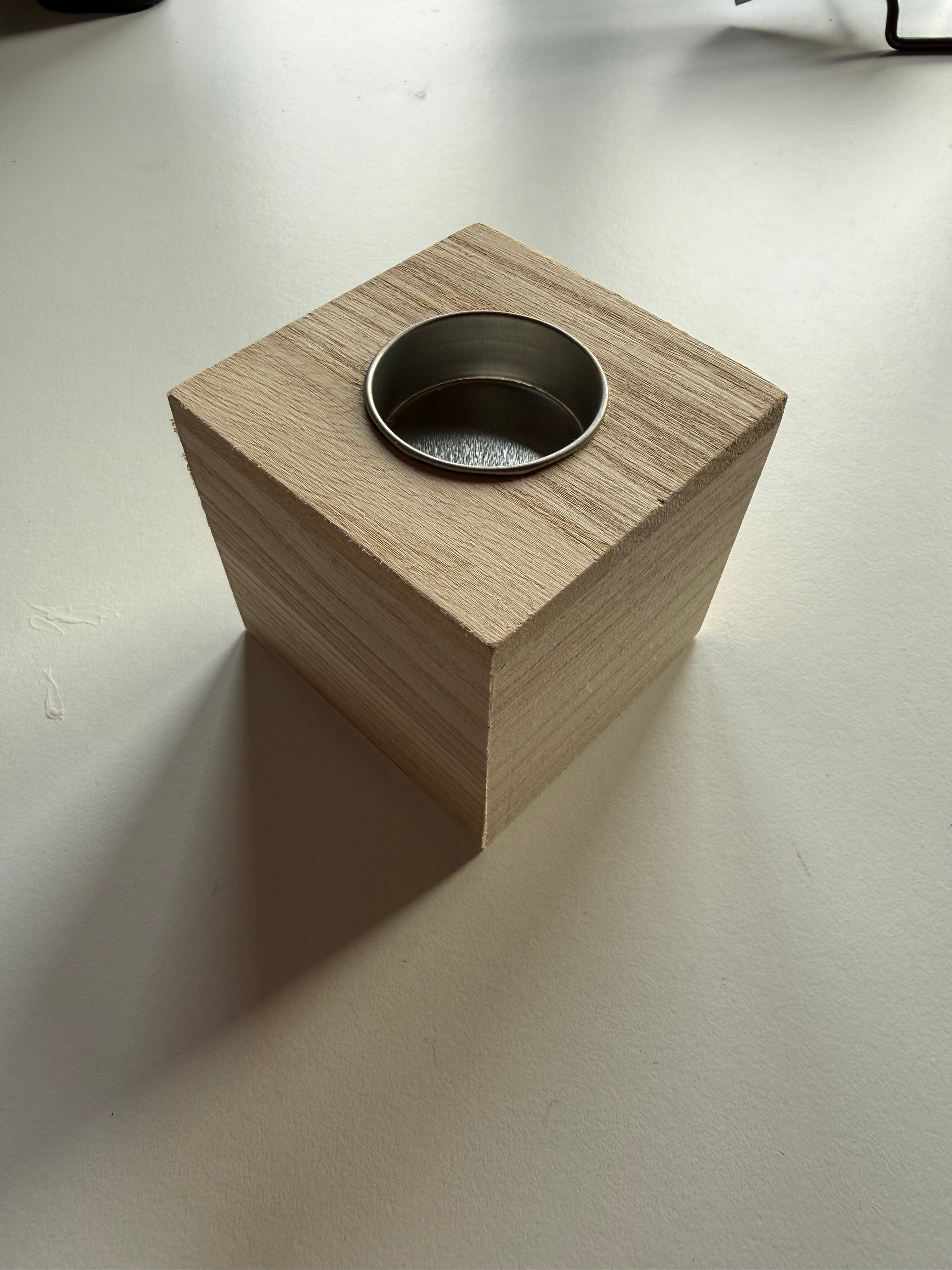 Houten waxinelichthouder blok met tekst naar keuze