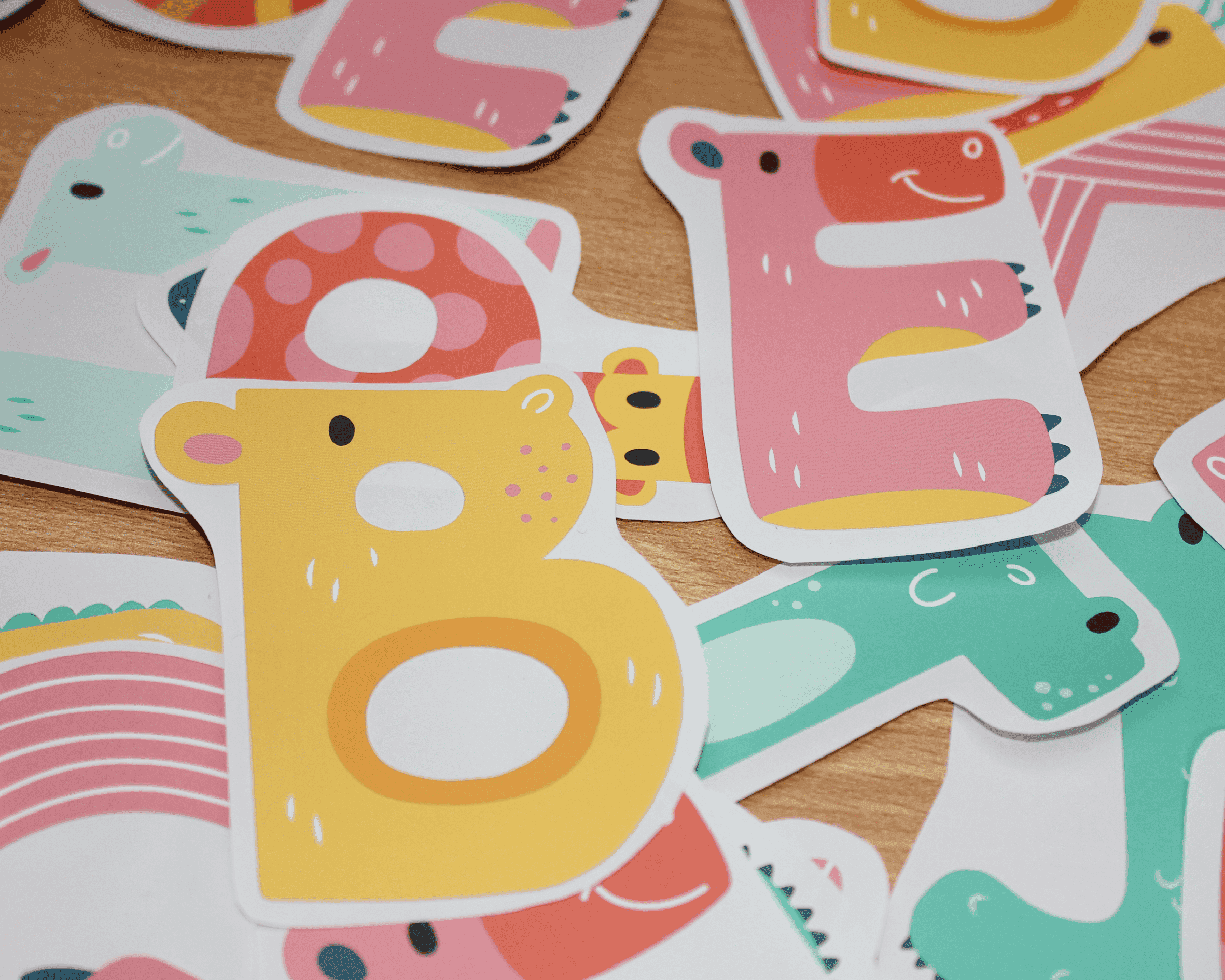 Letter stickers dieren