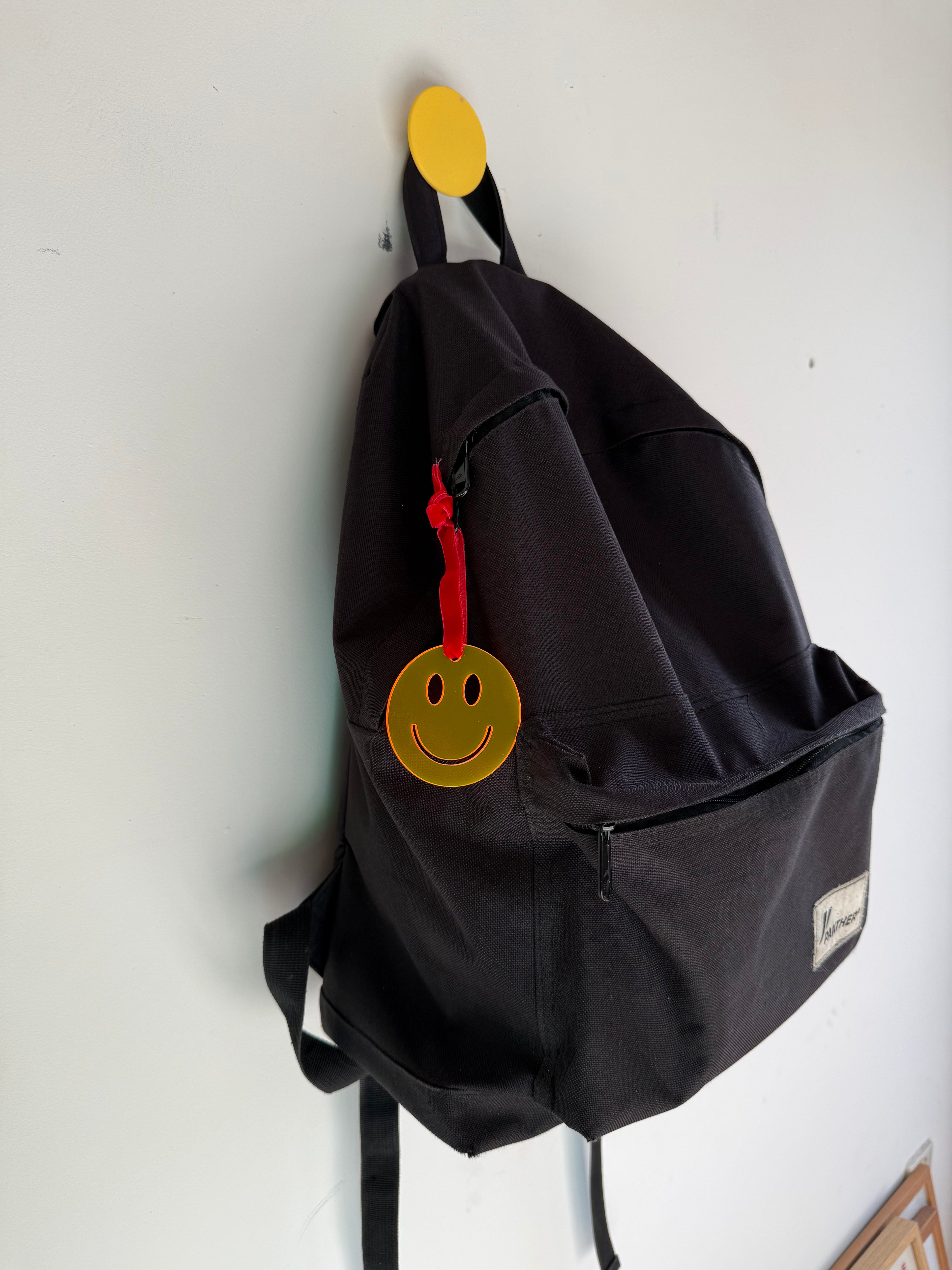 Smiley tashanger, kerstboomhanger, paastakhanger acryl