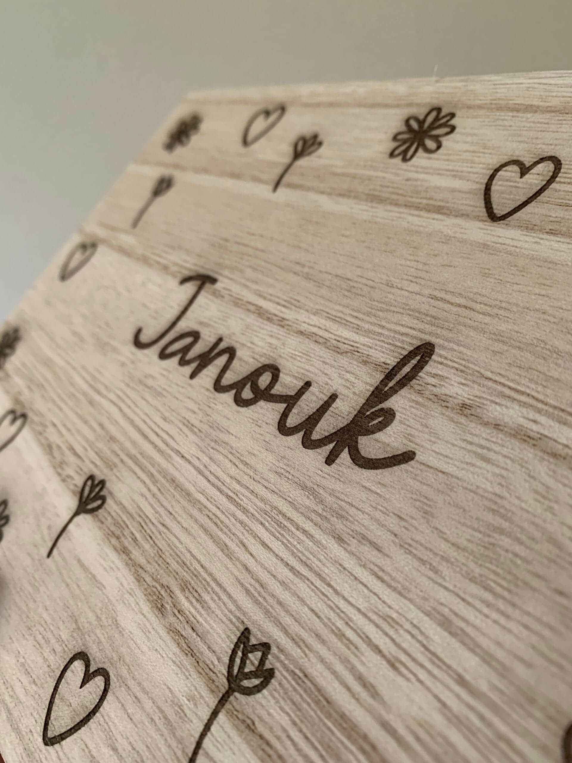 Houten kistje met losse deksel met gravering naar wens