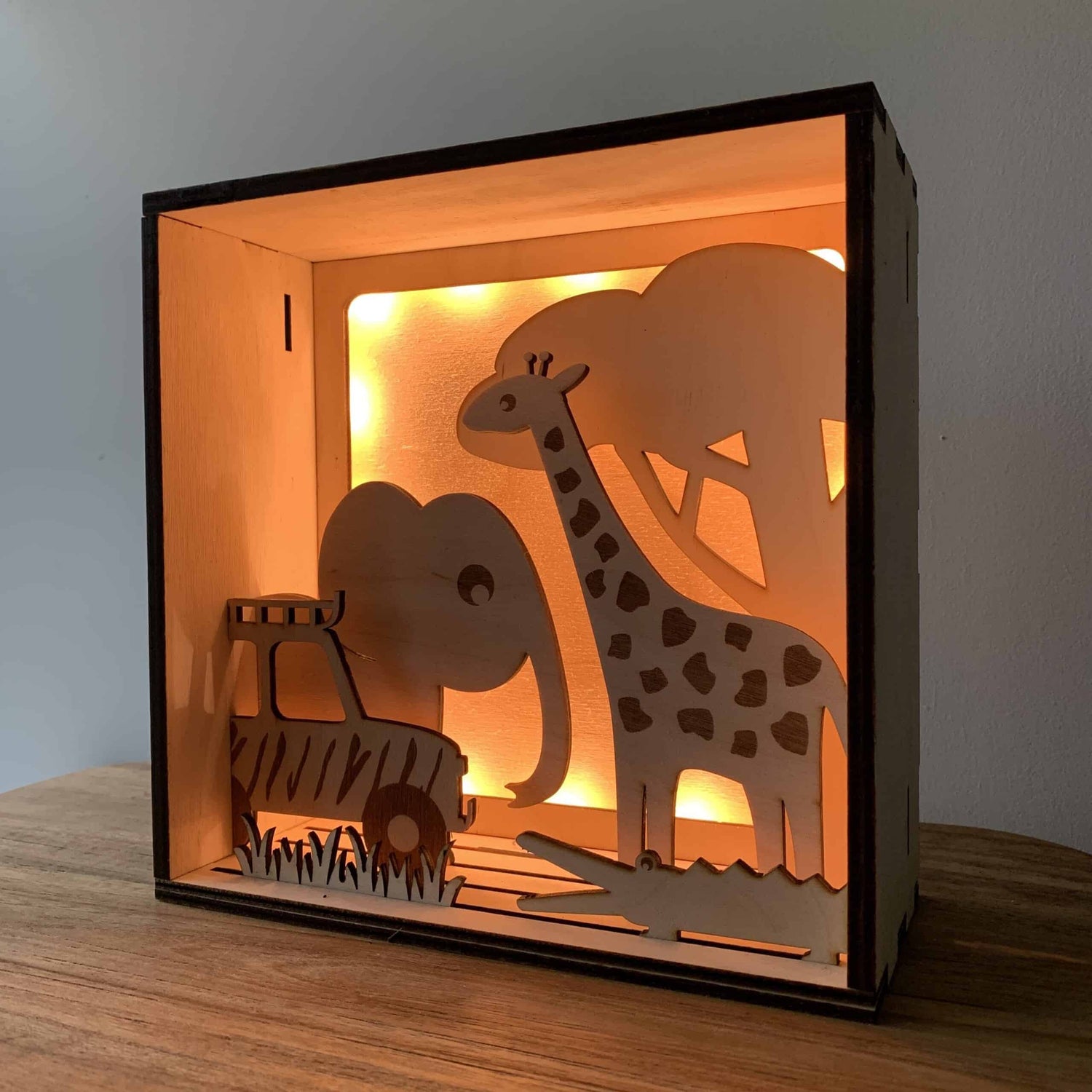 Houten lightbox met thema naar keuze