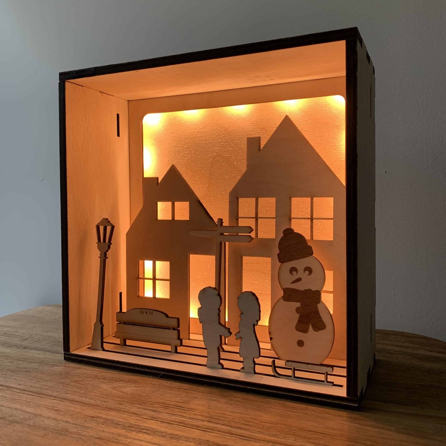 Houten lightbox met thema naar keuze