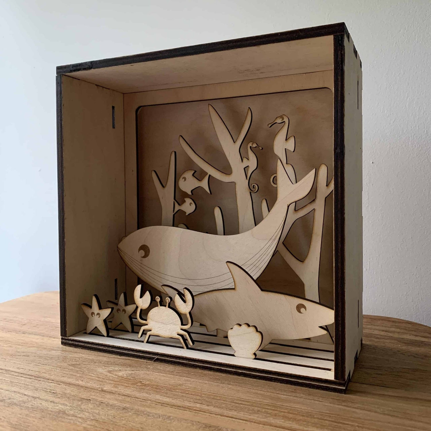 Houten lightbox met thema naar keuze