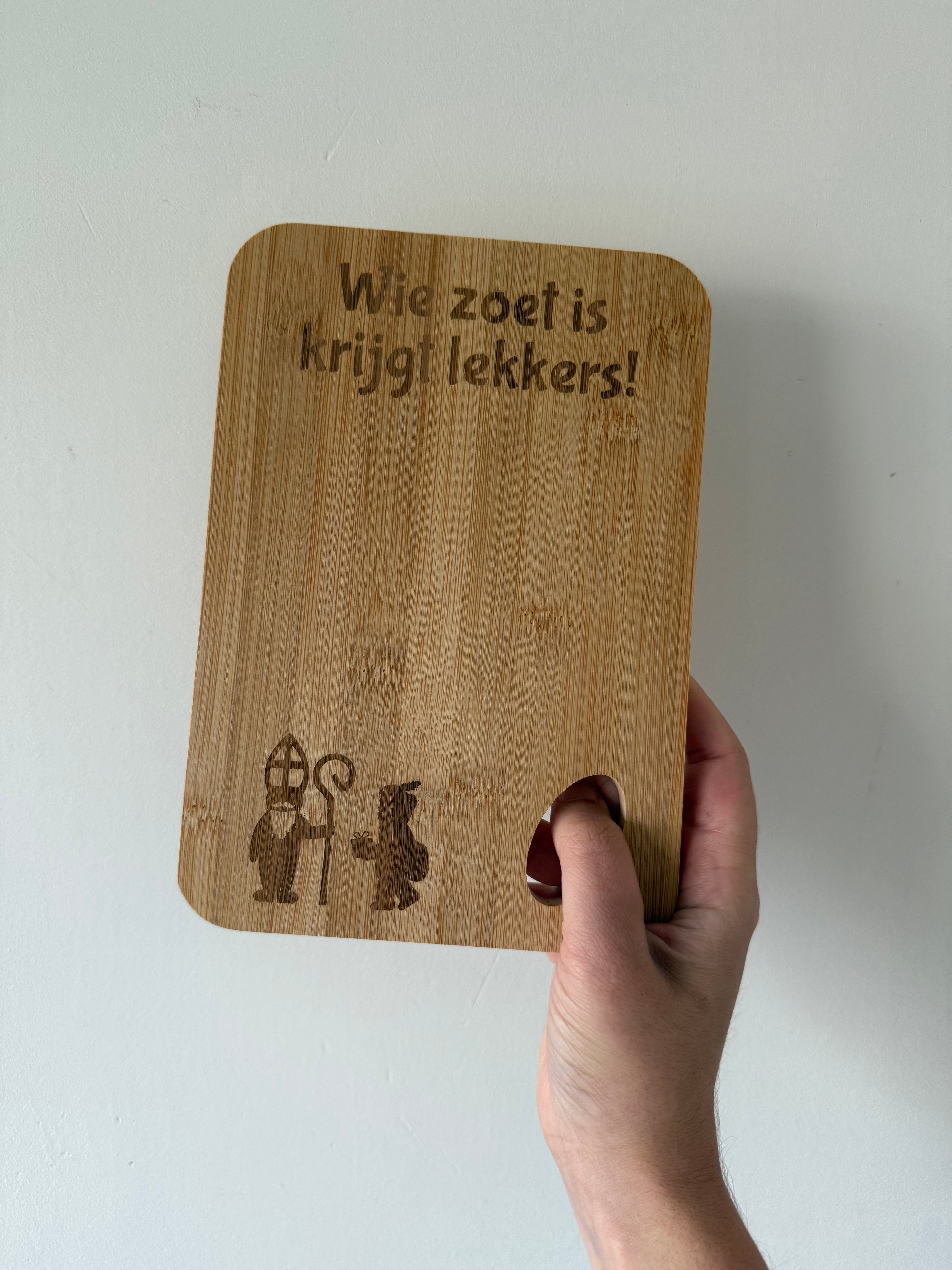 Wie zoet is krijgt lekkers borrelplankje