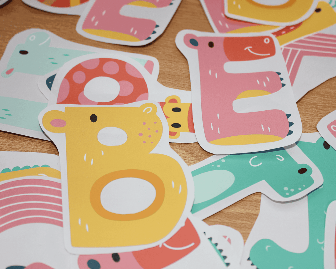 Letter stickers dieren