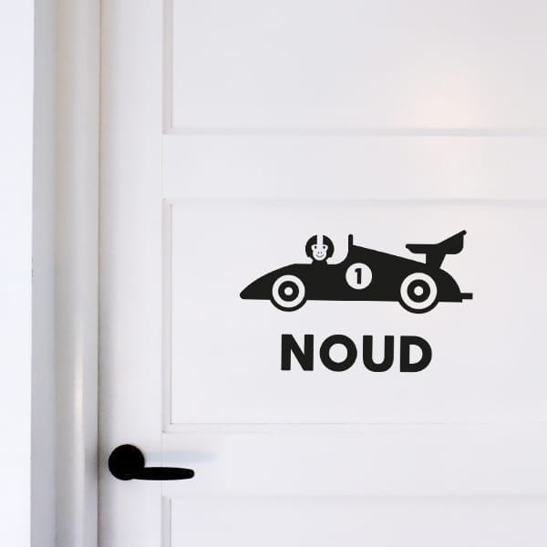 Deursticker raceauto gepersonaliseerd ANNIdesign (diverse kleuren)