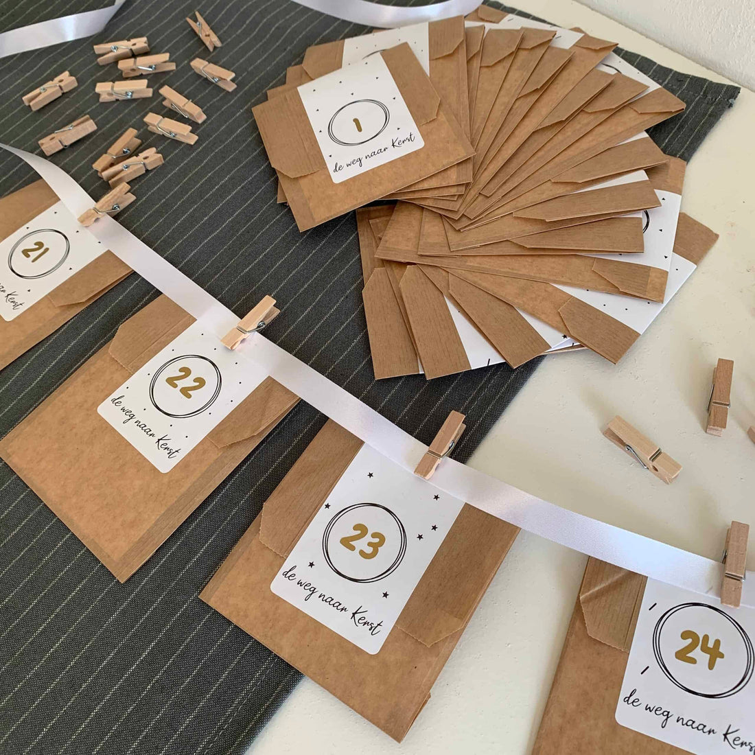 Herbruikbare raamstickers adventskalender