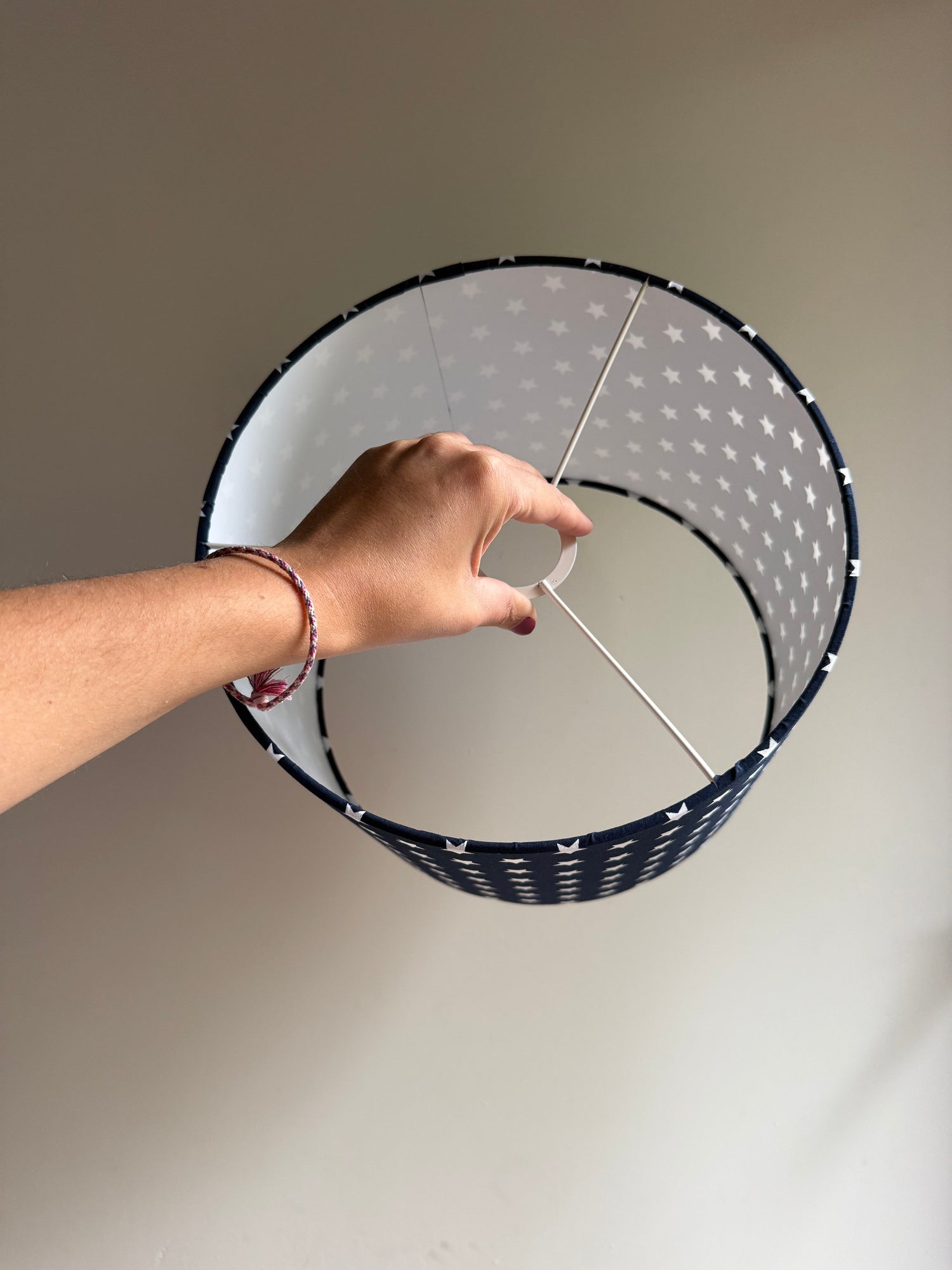 Lamp jongenskamer marine blauw met sterren