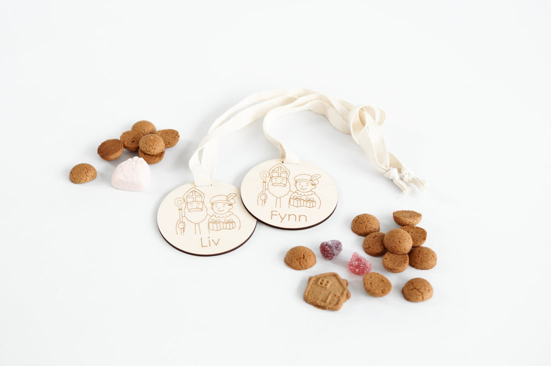 Sinterklaas en piet medailles met naam