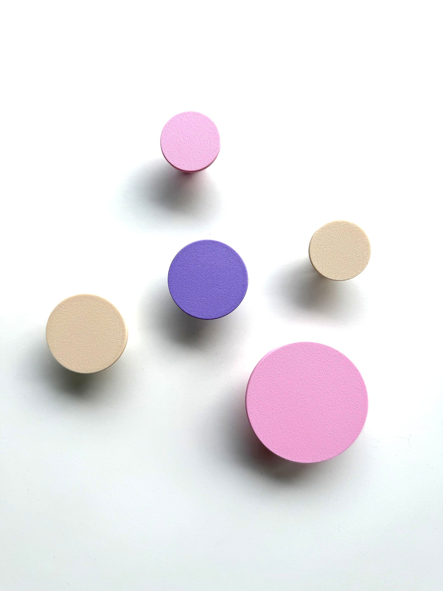 Voordeelset wandknopjes wandhaakjes lila-roze-beige